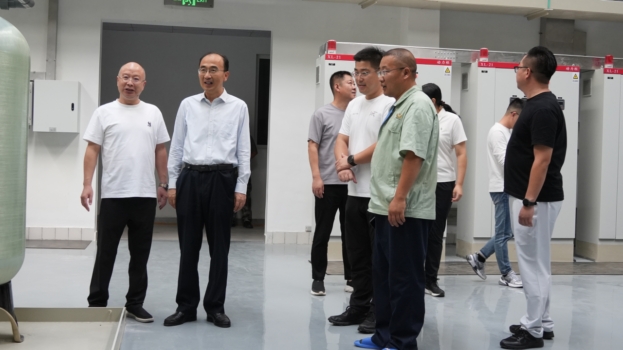 1760151461942006768.png 欒總.png